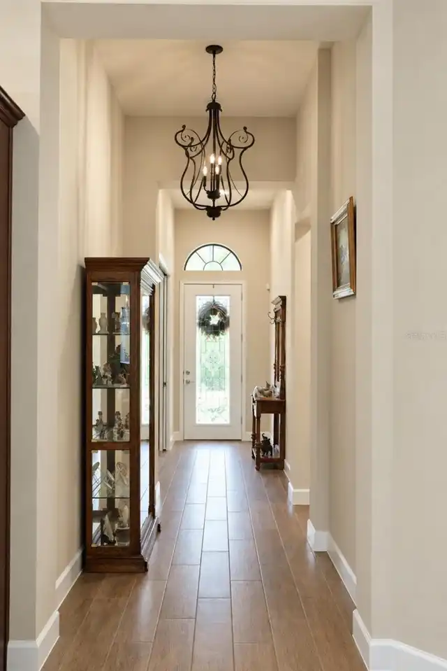 Listing Photo 6