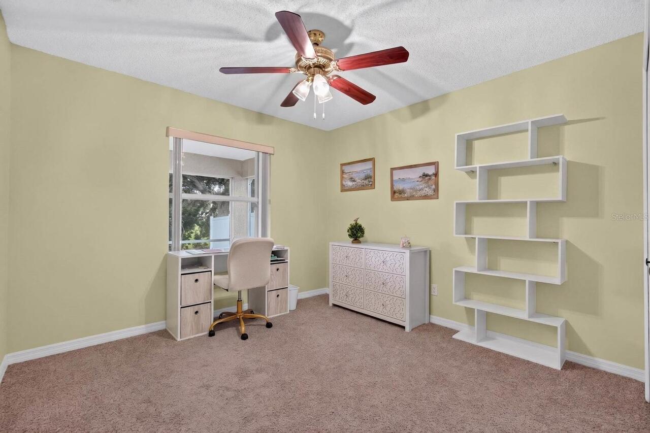 Listing Photo 11