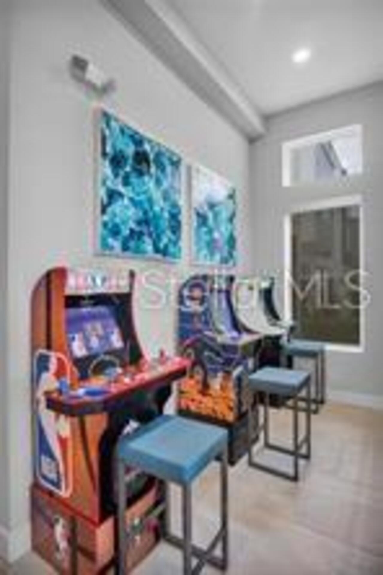 Listing Photo 43