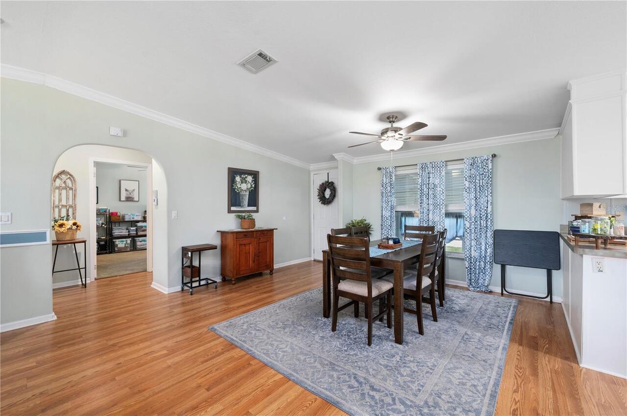 Listing Photo 16