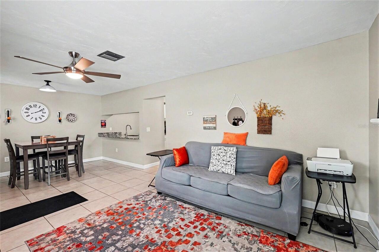 Listing Photo 8