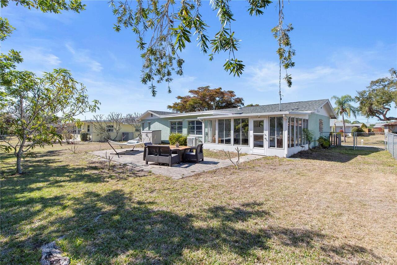 Listing Photo 16