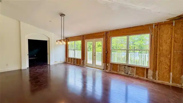 Listing Photo 20