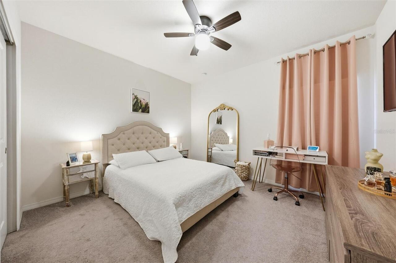 Listing Photo 14