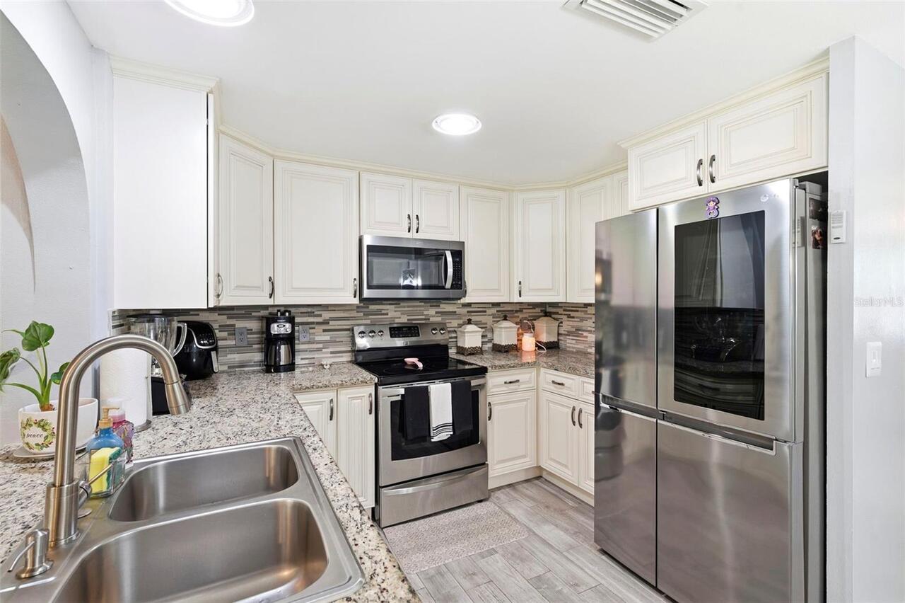 Listing Photo 25