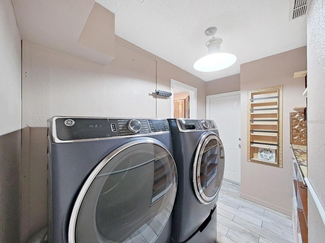 Listing Photo 28