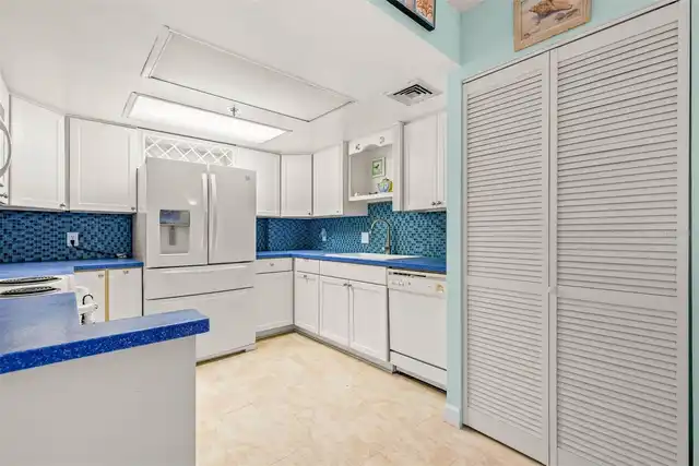 Listing Photo 19