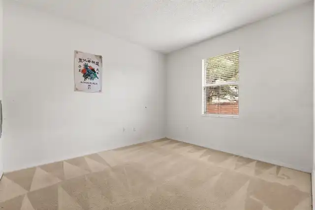 Listing Photo 28