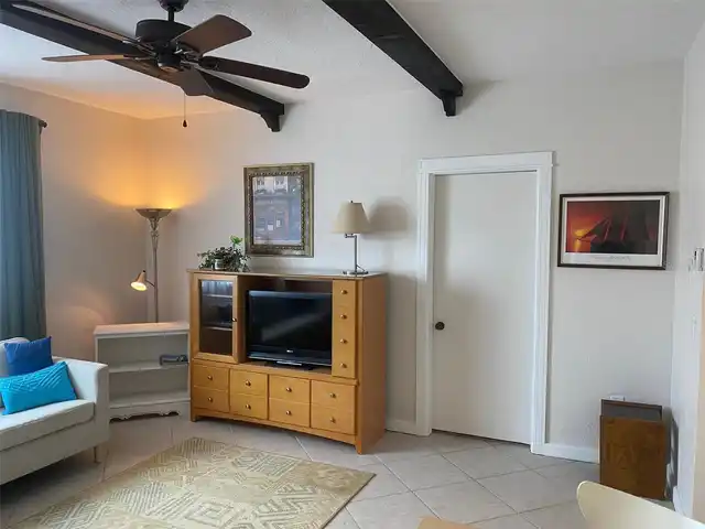 Listing Photo 7