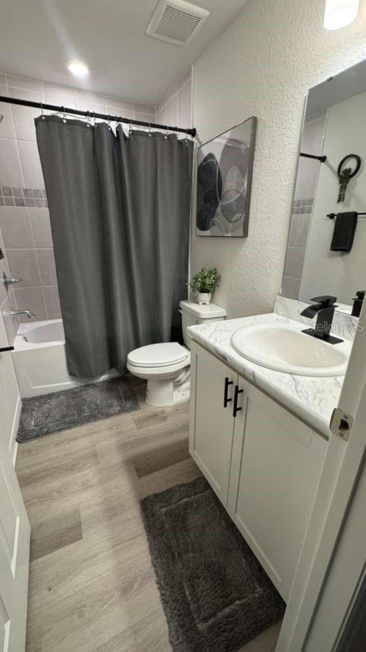 Listing Photo 7