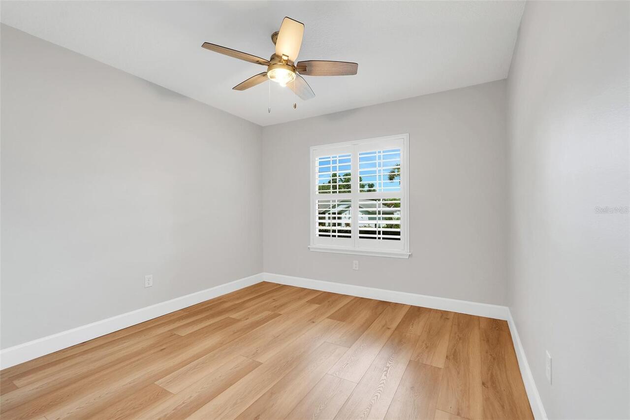 Listing Photo 33
