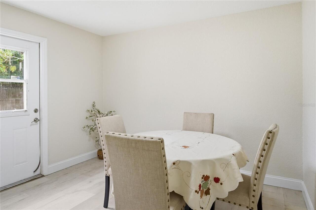 Listing Photo 17