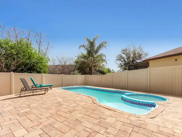 Listing Photo 14
