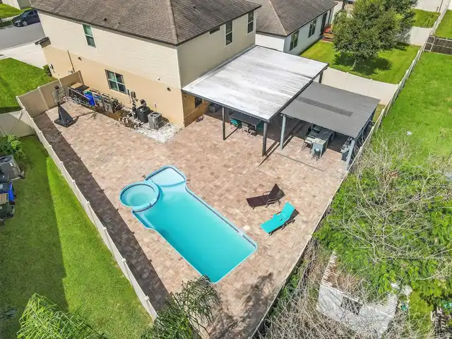 Listing Photo 29