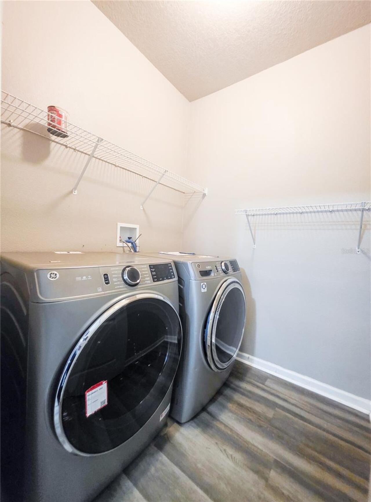 Listing Photo 10