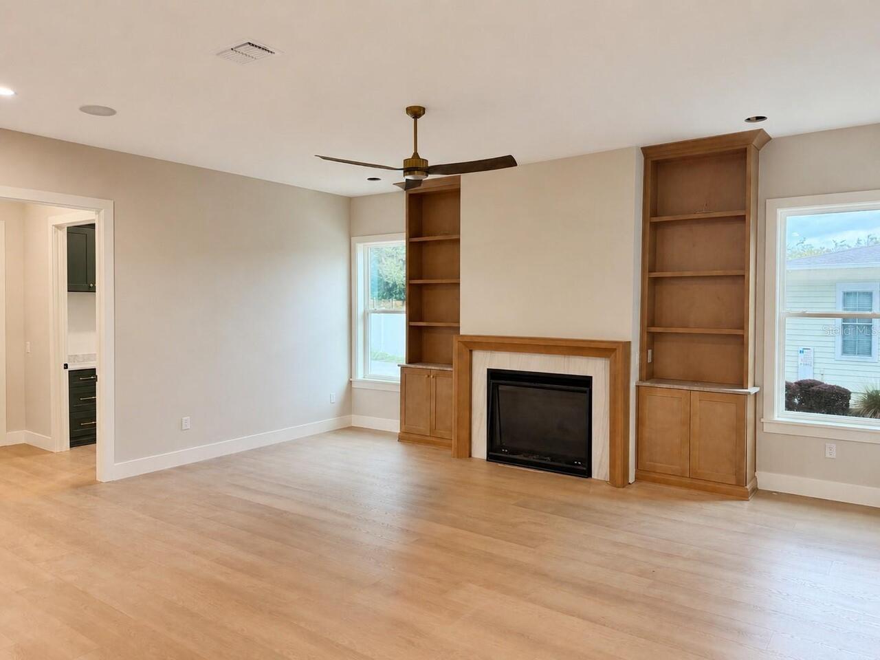 Listing Photo 6