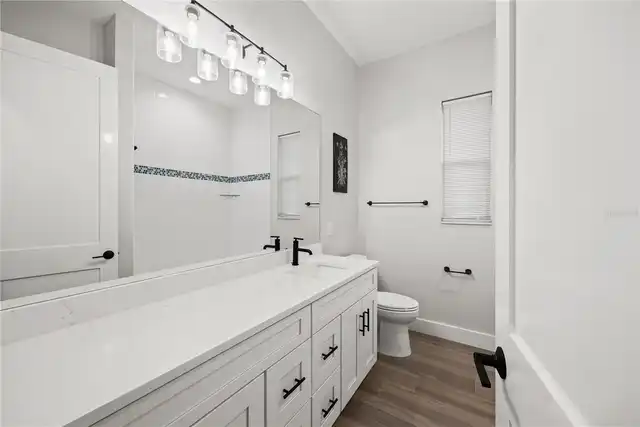 Listing Photo 18