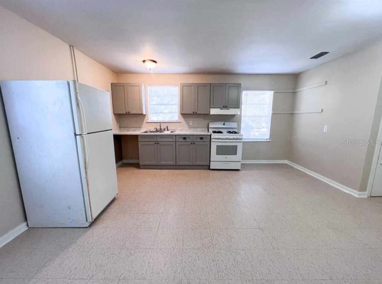 Listing Photo 7