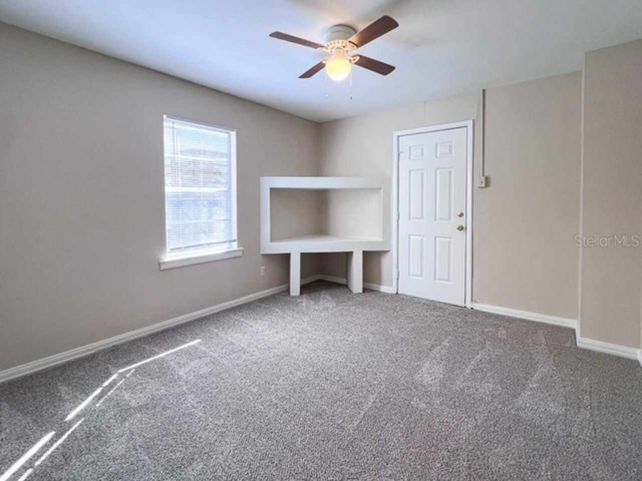 Listing Photo 10