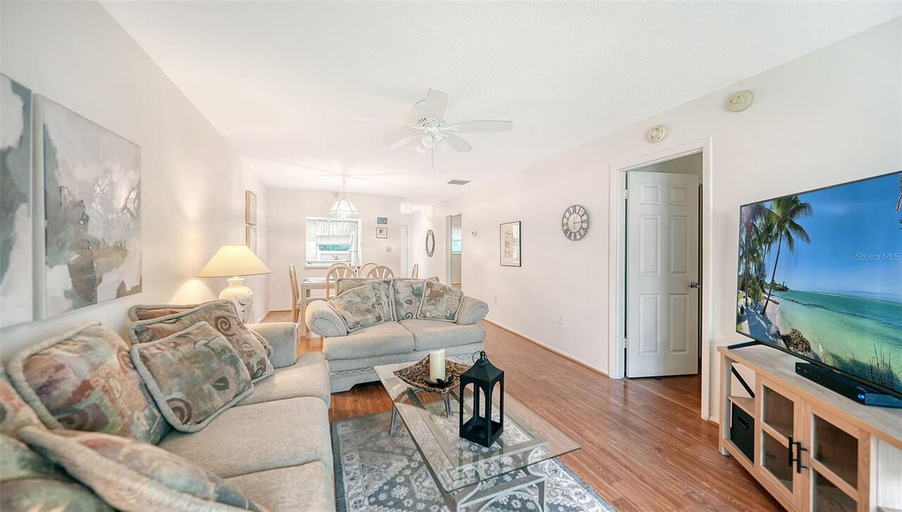 Listing Photo 8