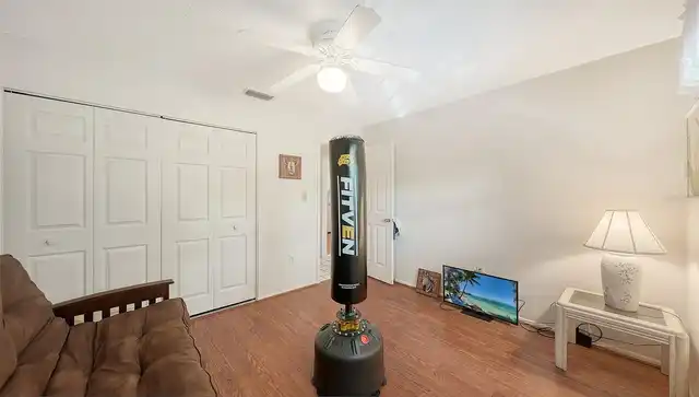 Listing Photo 21