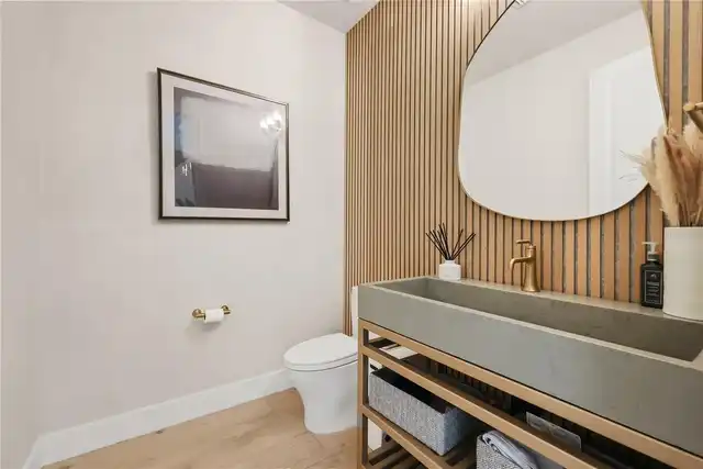 Listing Photo 16