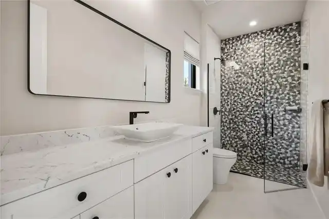 Listing Photo 44