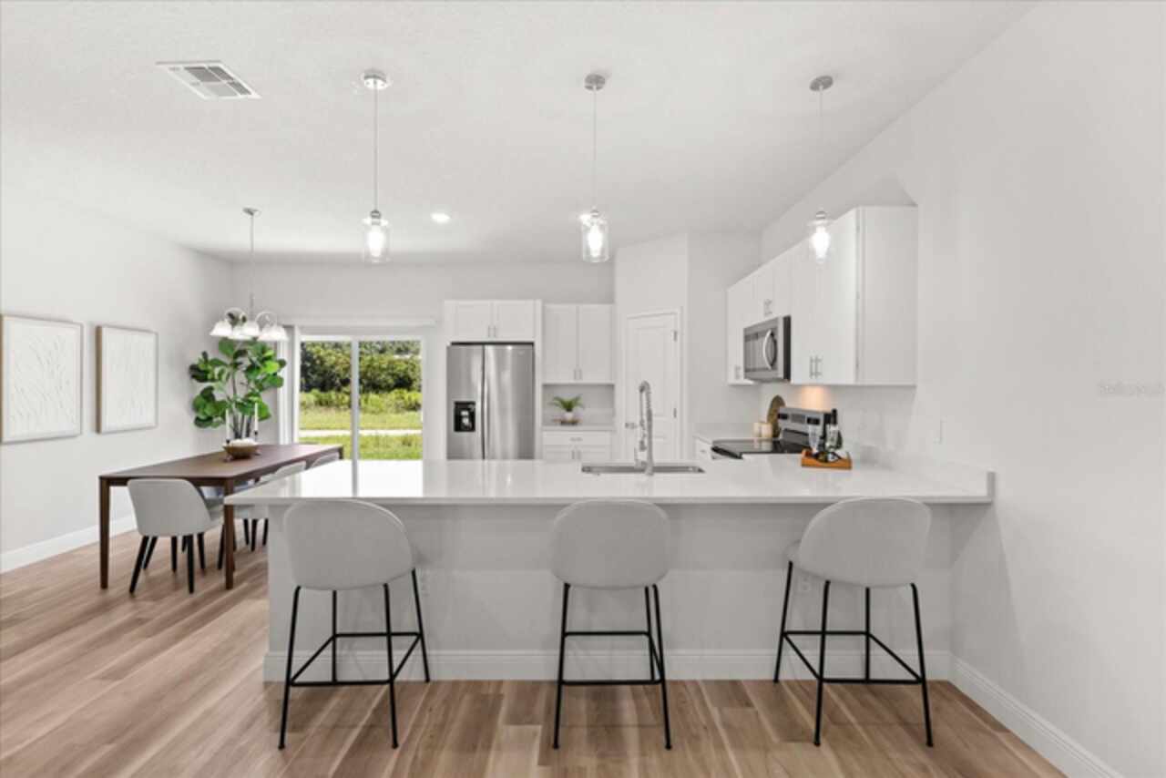 Listing Photo 9