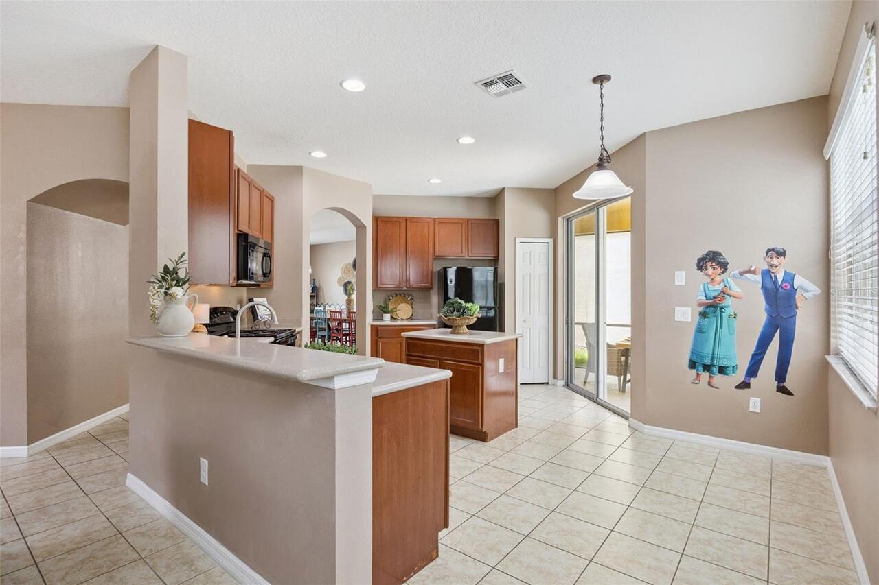 Listing Photo 8