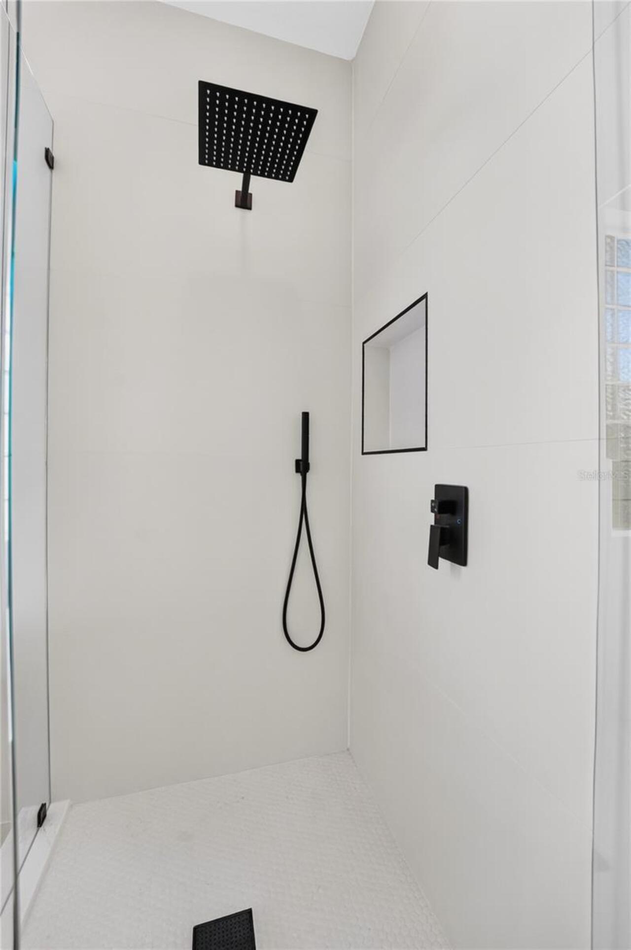 Listing Photo 33