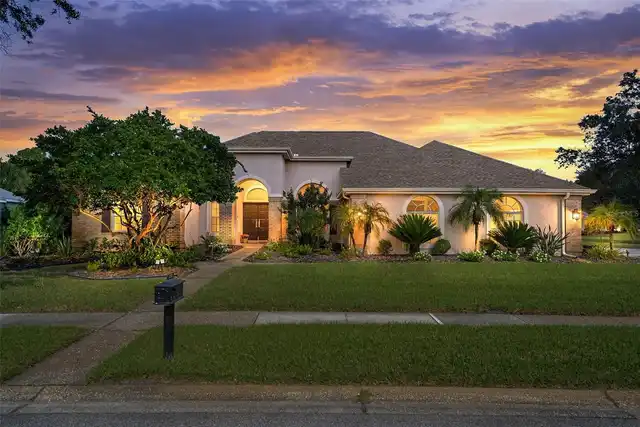 Palm Harbor Real Estate