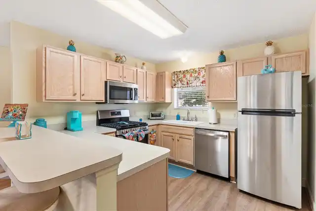 Listing Photo 7