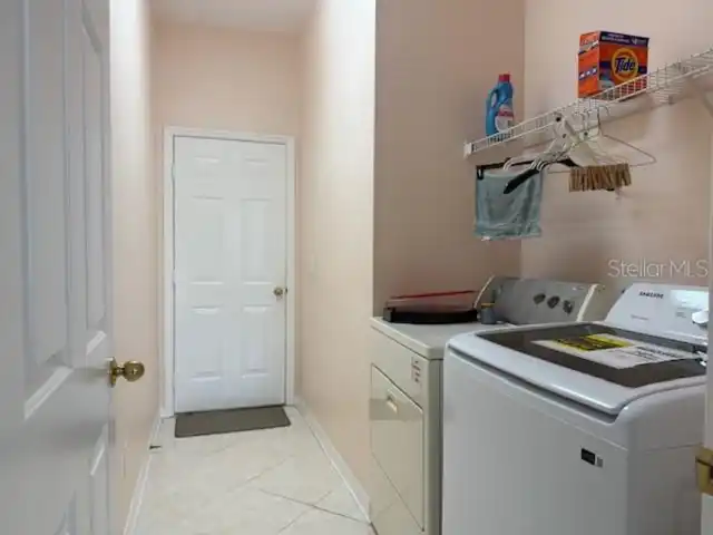 Listing Photo 11