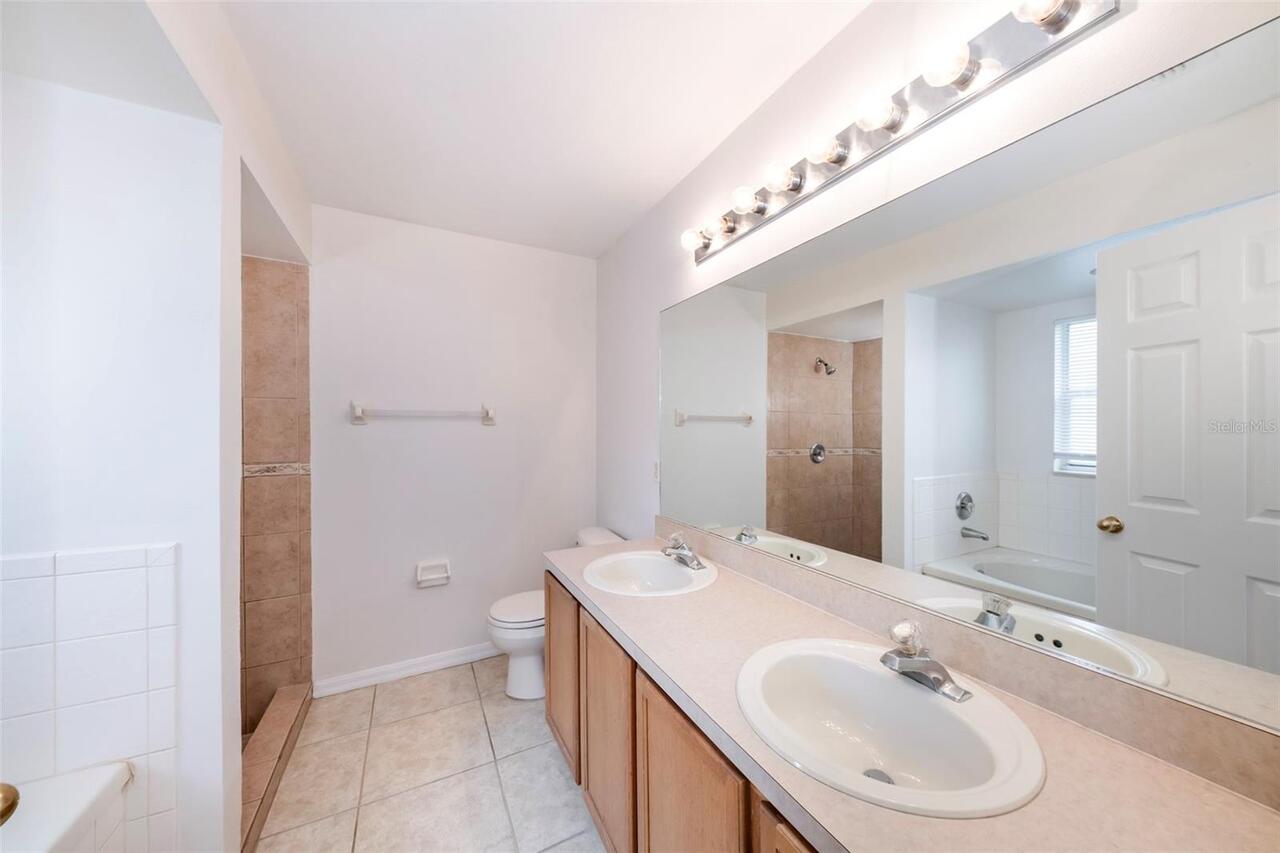 Listing Photo 9