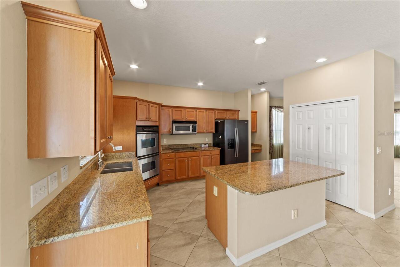Listing Photo 8