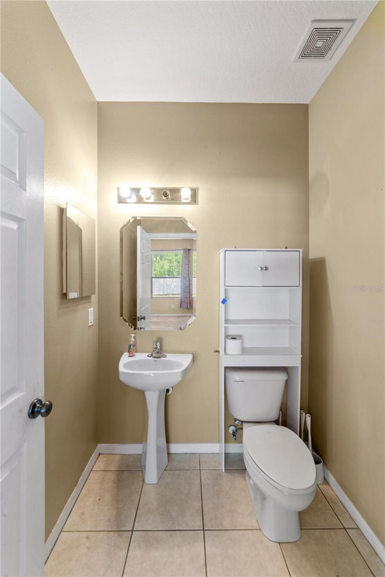 Listing Photo 9