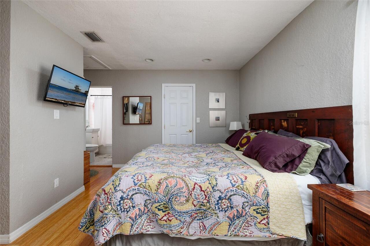 Listing Photo 23