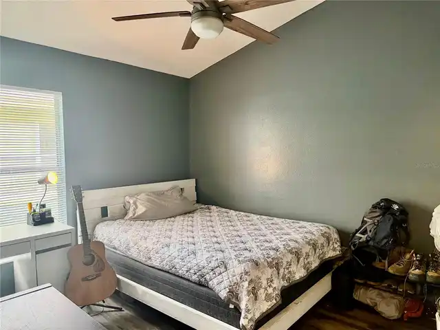 Listing Photo 10
