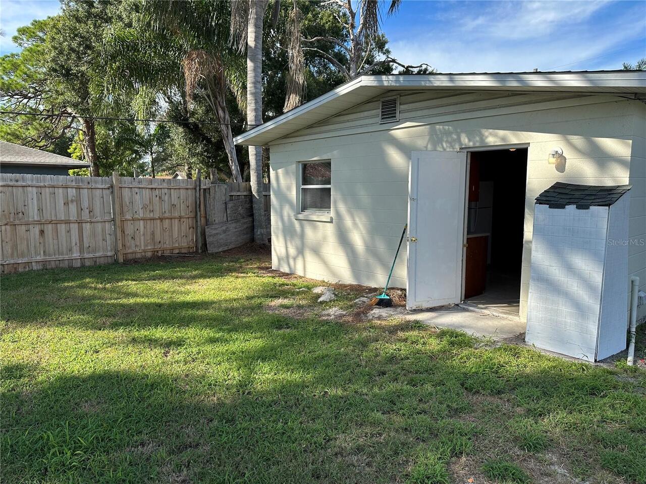 Listing Photo 17