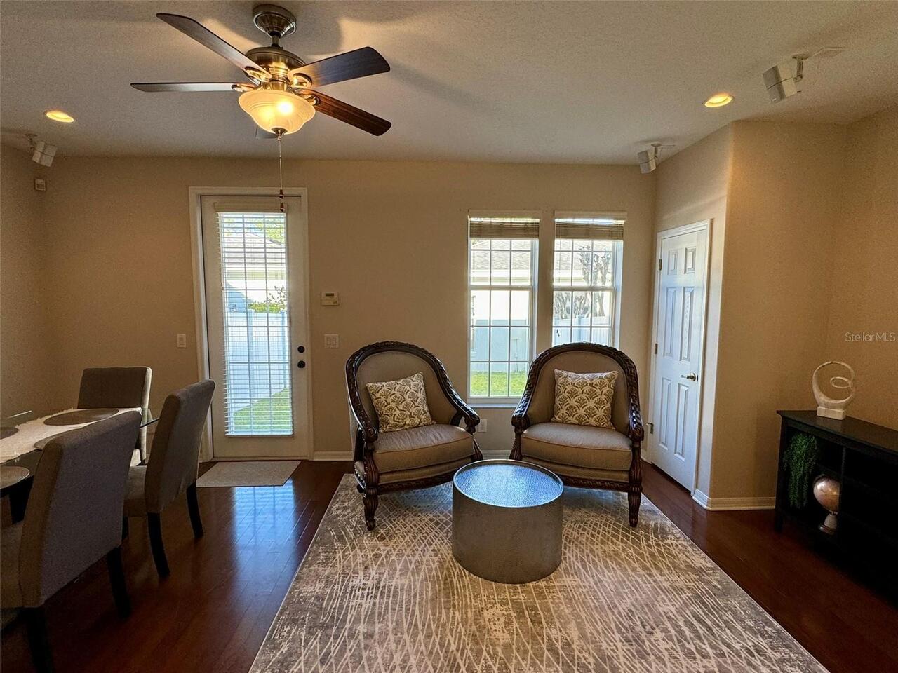 Listing Photo 8