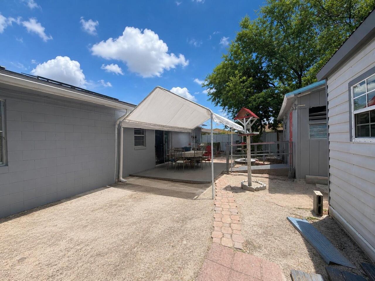 Listing Photo 12