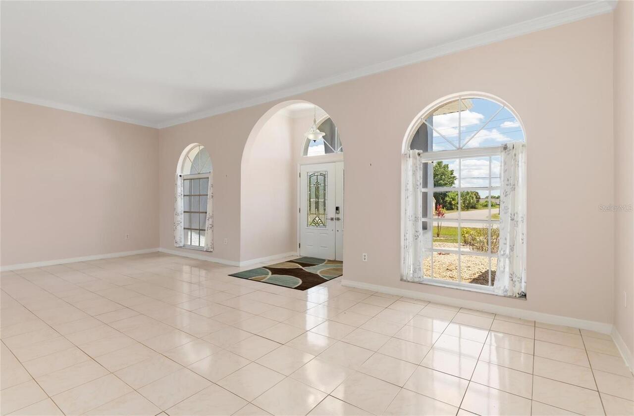 Listing Photo 8