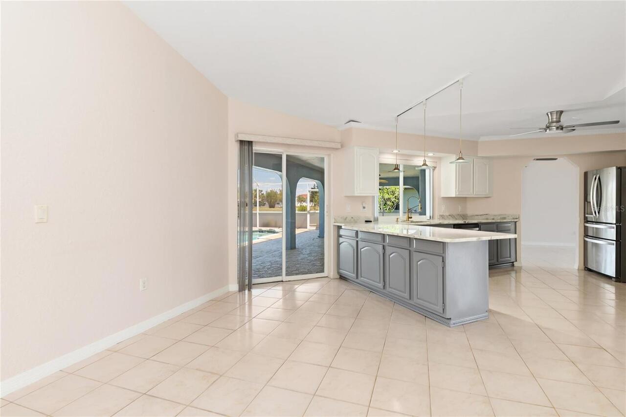 Listing Photo 14