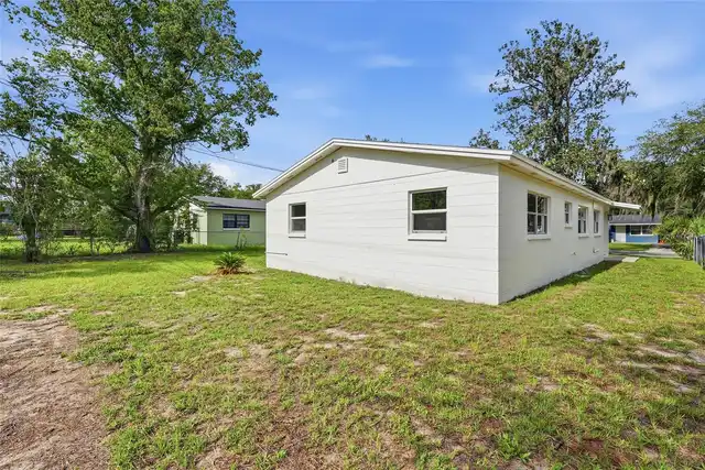 Listing Photo 25