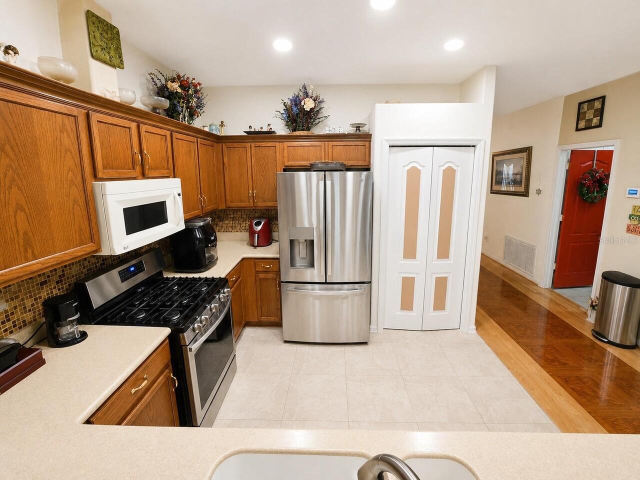 Listing Photo 7