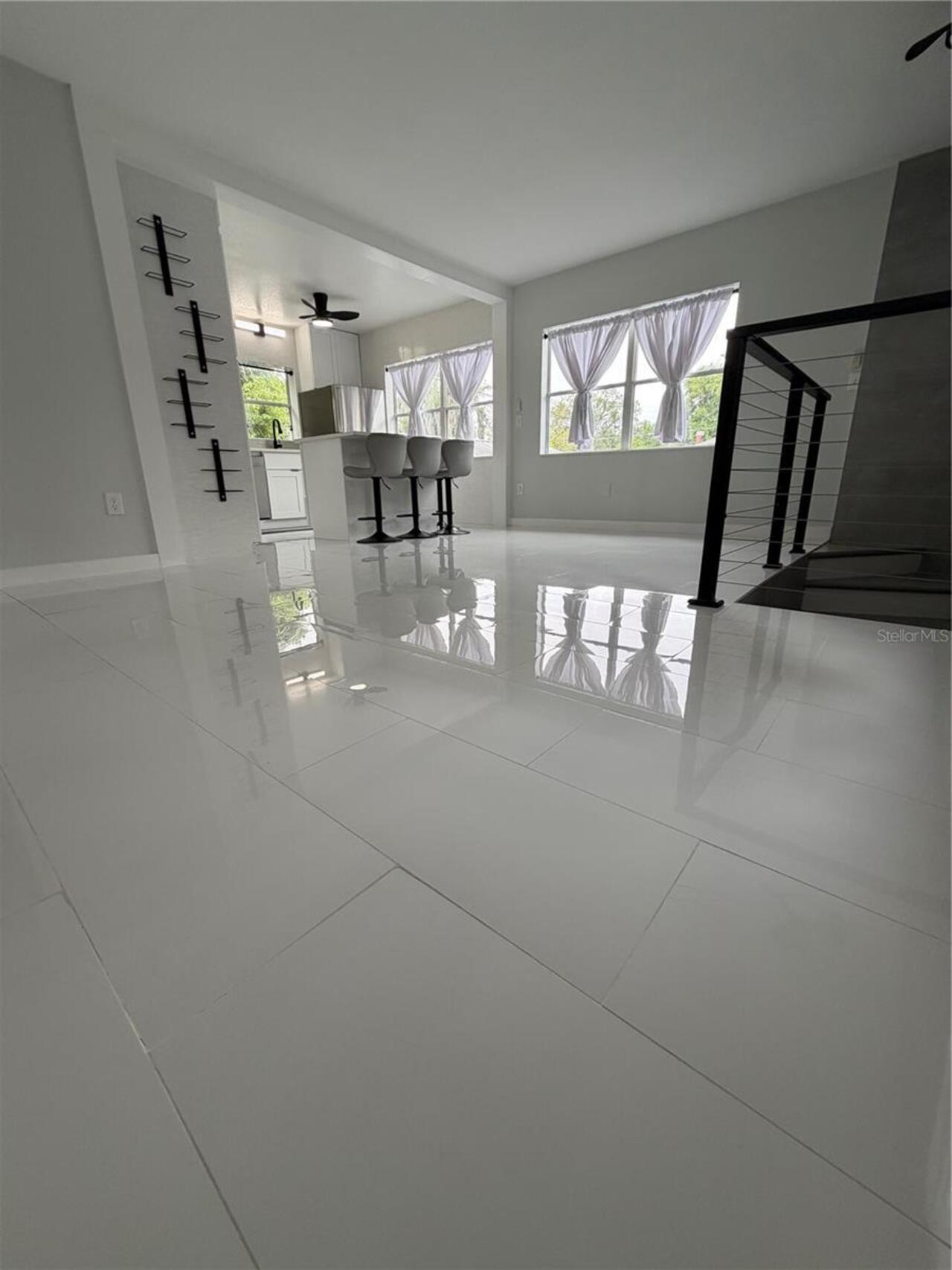 Listing Photo 16