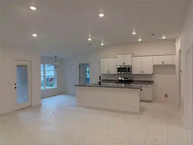 Listing Photo 29