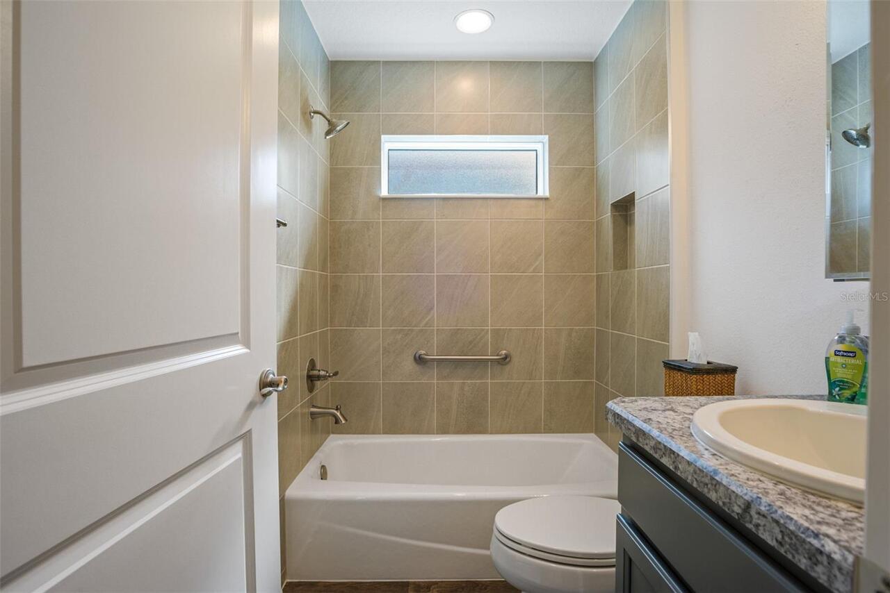 Listing Photo 15