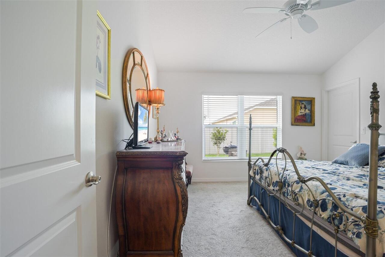 Listing Photo 17