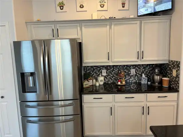 Listing Photo 11